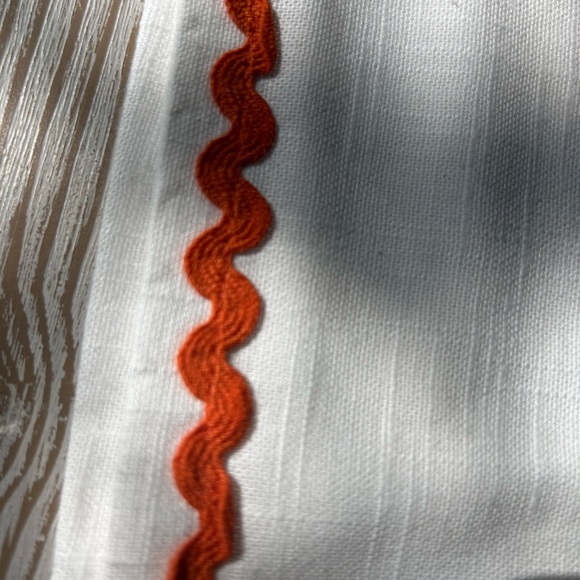 Cotton dinner napkins with orange rickrack trim - set of FOUR - NEW! - Picture 4 of 6